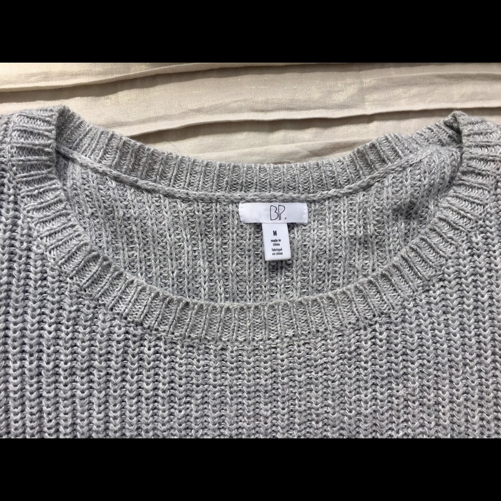 Sweater - Picture 3 of 3